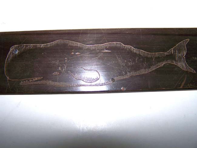 A 19th century ANTIQUE scrimshawed Baleen Corset Busk depicting a Sperm and Right Whale — image 3